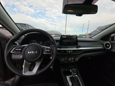 Used 2024 Kia Forte LXS FWD image 7
