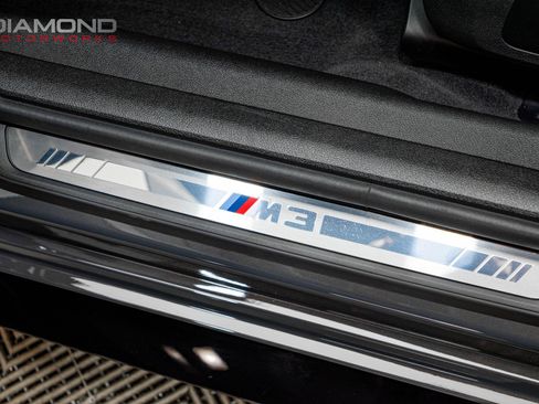 Used 2025 BMW M3 w/ M Carbon Exterior Package RWD image 89