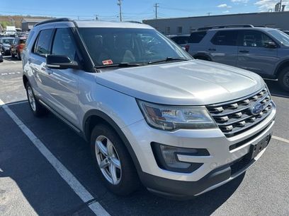 Used 2017 Ford Explorer XLT
