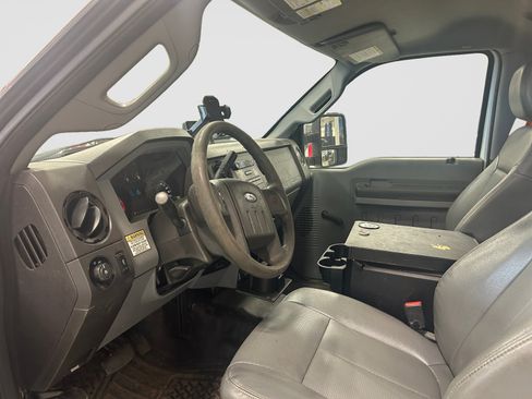 Used 2013 Ford F350 XL RWD image 6