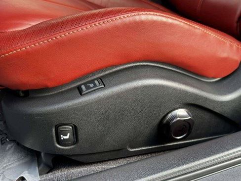 Used 2024 Nissan GT-R w/ Floor Mat Package AWD/4WD image 24