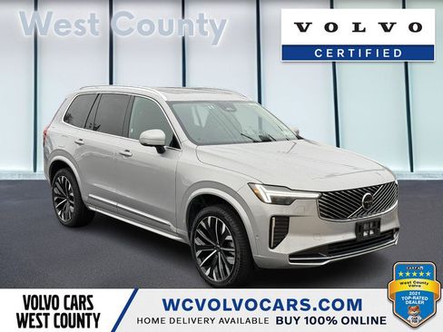 Used 2025 Volvo XC90 B5 Plus image 1