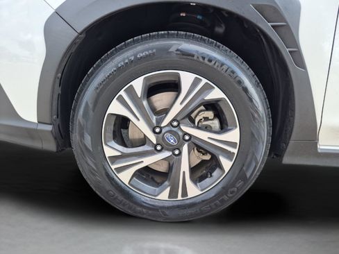 Used 2024 Subaru Crosstrek 2.0i Premium AWD/4WD image 33