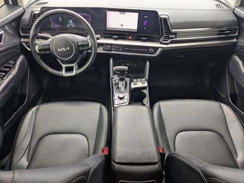 Used 2024 Kia Sportage EX image 17