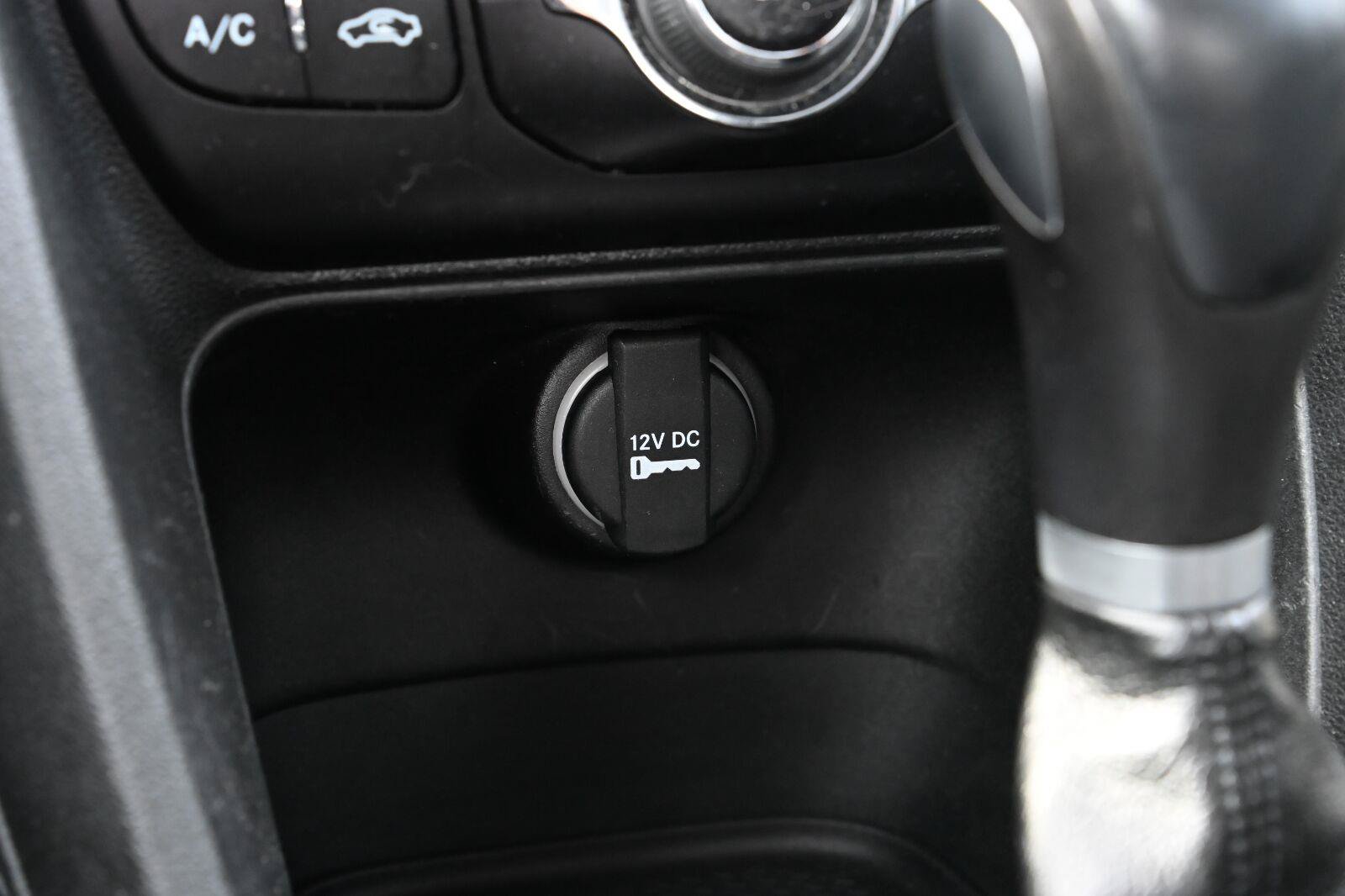 Used 2015 Dodge Dart SXT FWD image 21