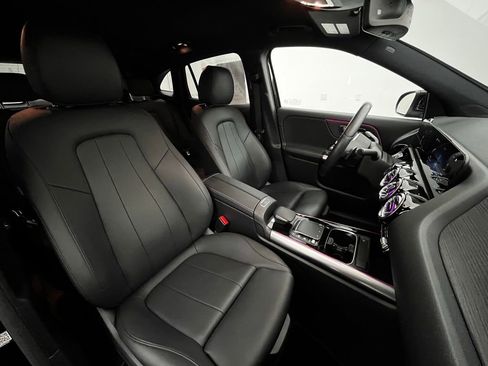 Used 2023 Mercedes-Benz GLA 250 4MATIC image 29