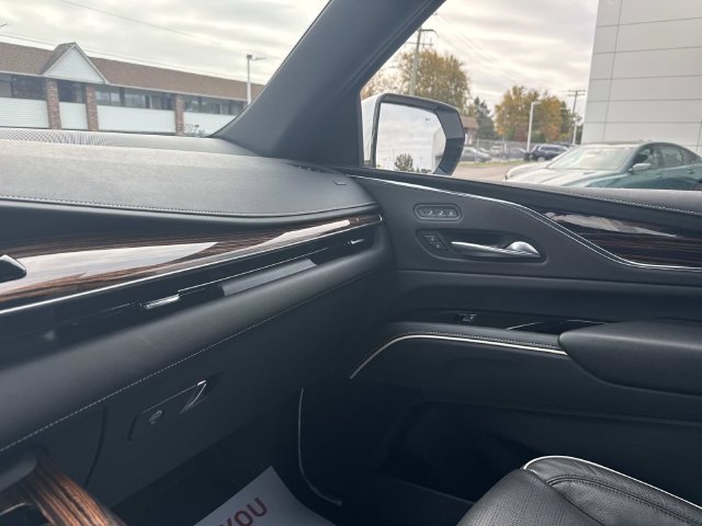 Certified 2023 Cadillac Escalade Premium Luxury w/ Performance Package AWD/4WD image 51