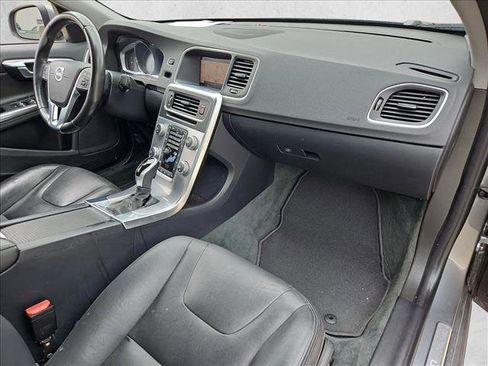 Used 2018 Volvo S60 T5 Inscription AWD/4WD image 19