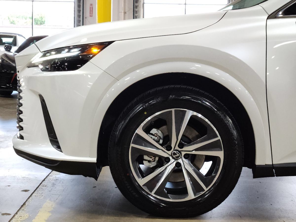 Used 2024 Lexus RX 350 Premium w/ Cold Area Package FWD image 6