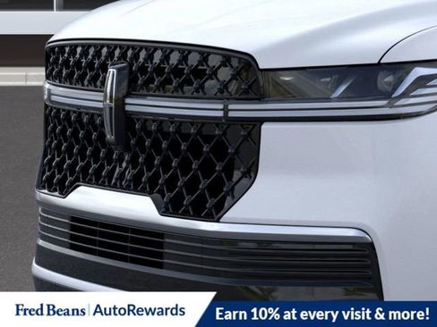 New 2025 Lincoln Navigator L Reserve w/ Jet Appearance Package AWD/4WD image 18