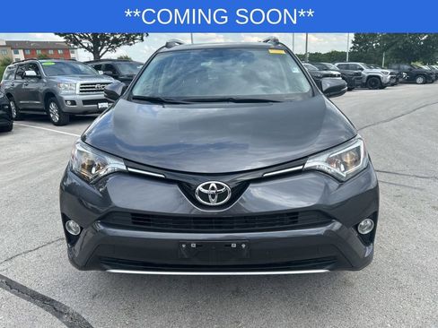 Used 2016 Toyota RAV4 XLE AWD/4WD image 2