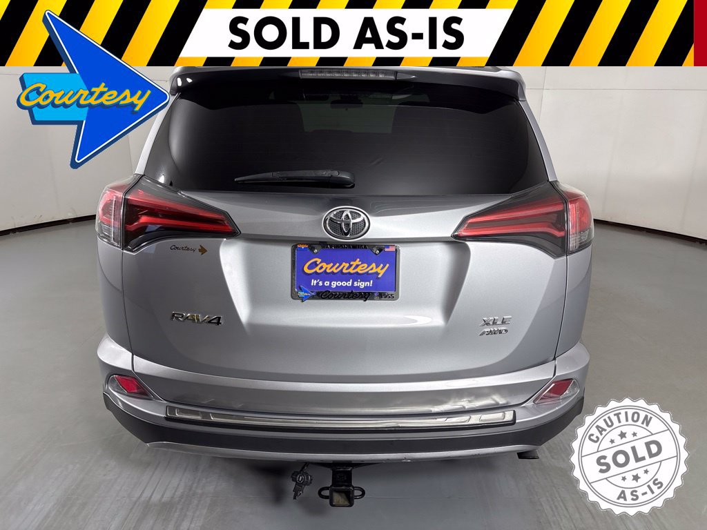 Used 2017 Toyota RAV4 XLE w/ Carpet Mat Package AWD/4WD image 6