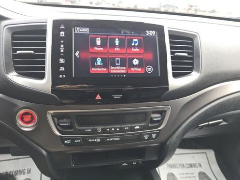 Used 2020 Honda Ridgeline Sport image 15