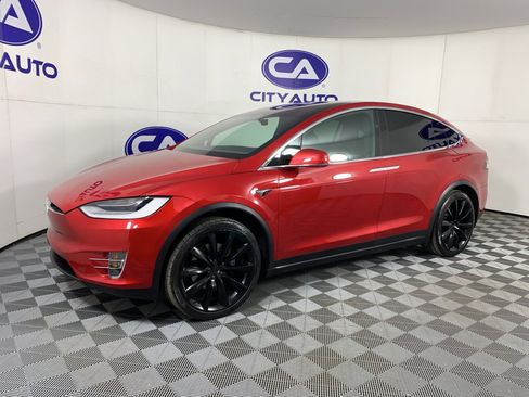 Used 2020 Tesla Model X Long Range image 11