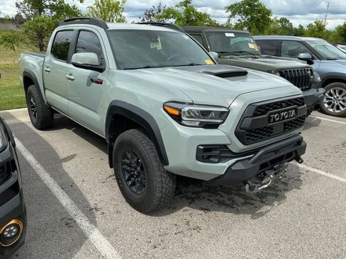 Used 2021 Toyota Tacoma TRD Pro AWD/4WD image 4