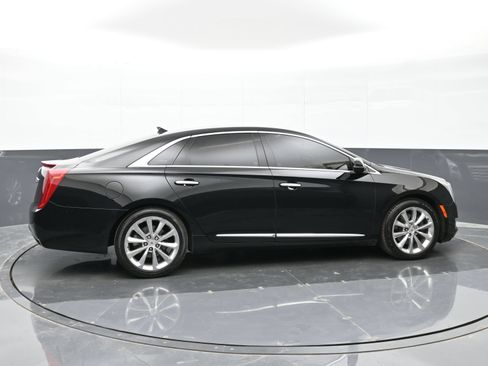 Used 2014 Cadillac XTS Luxury w/ Driver Awareness Package FWD image 5