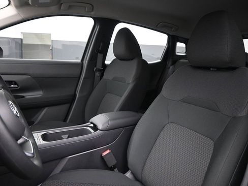 New 2026 Nissan Kicks S image 10