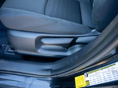 Used 2022 Toyota Corolla SE image 17