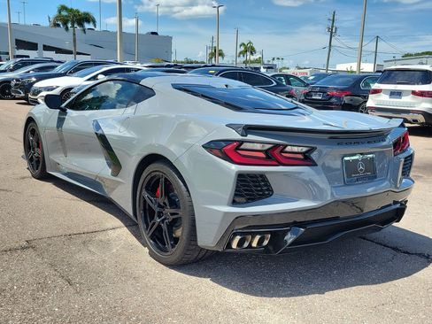 Used 2025 Chevrolet Corvette Stingray Premium Cpe w/ Z51 Performance Package RWD image 4