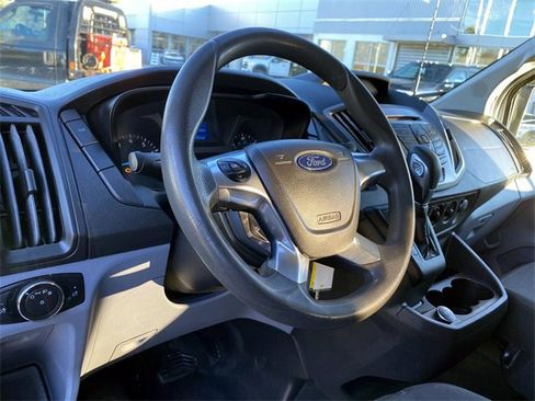 Used 2018 Ford Transit 350 XLT image 9