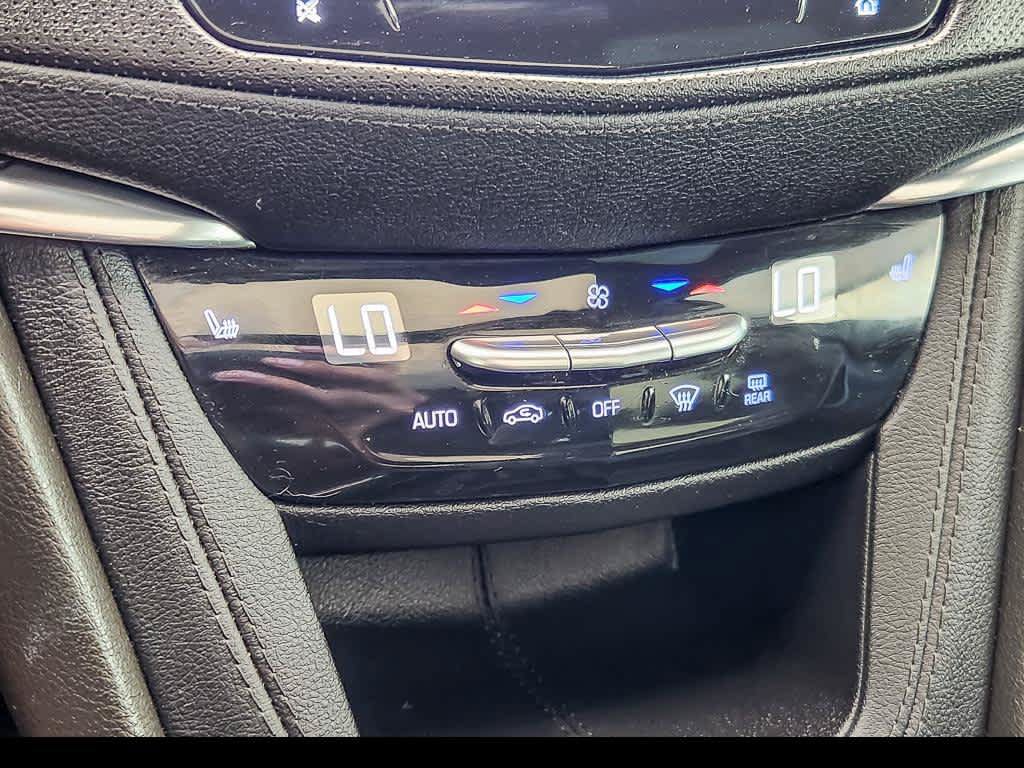 Certified 2023 Cadillac XT5 Premium Luxury AWD/4WD image 19