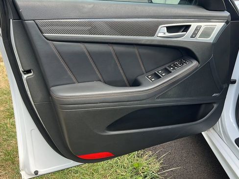 Used 2018 Genesis G80 3.3T Sport image 10