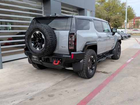 Used 2024 GMC Hummer EV 3X w/ Extreme Off-Road Package image 9