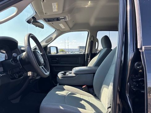 Used 2018 RAM 1500 Express w/ Wheel & Sound Group AWD/4WD image 10