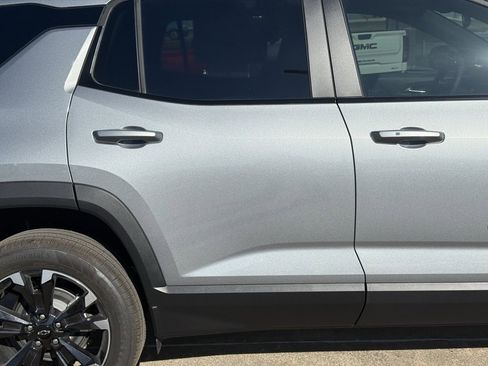 New 2026 Chevrolet Equinox RS image 9