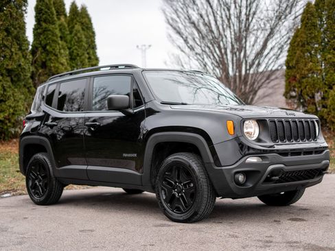 Used 2020 Jeep Renegade Sport image 3