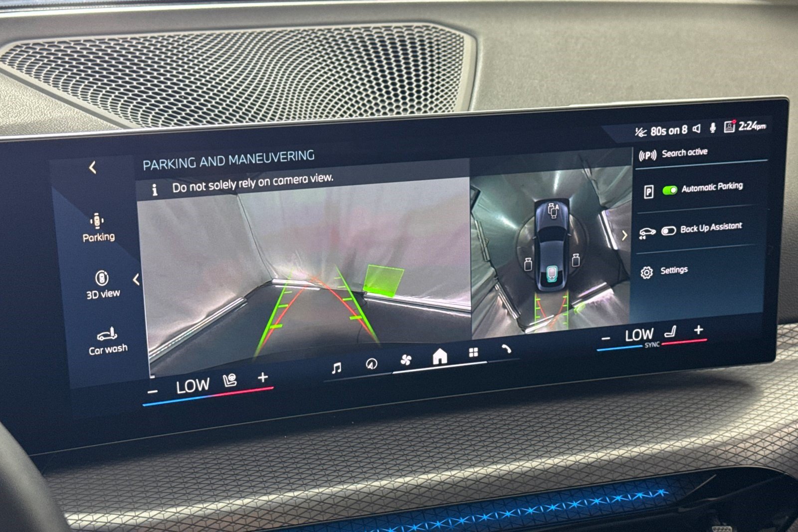 Used 2025 BMW i4 eDrive40 w/ Premium Package RWD image 22