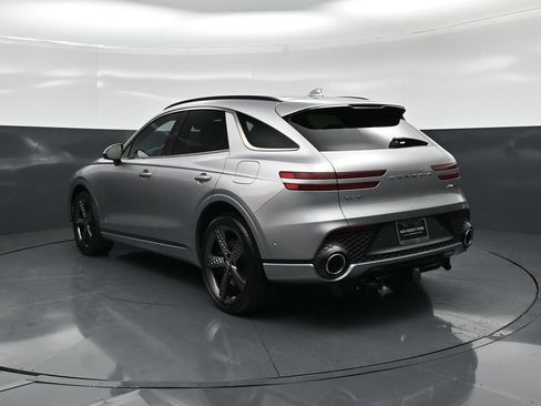 Used 2024 Genesis GV70 3.5T Sport w/ Sport Advanced Package AWD/4WD image 7