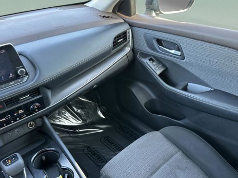 Certified 2023 Nissan Rogue SV FWD image 15