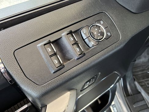 Used 2020 Ford F150 Lariat w/ Equipment Group 502A Luxury image 9