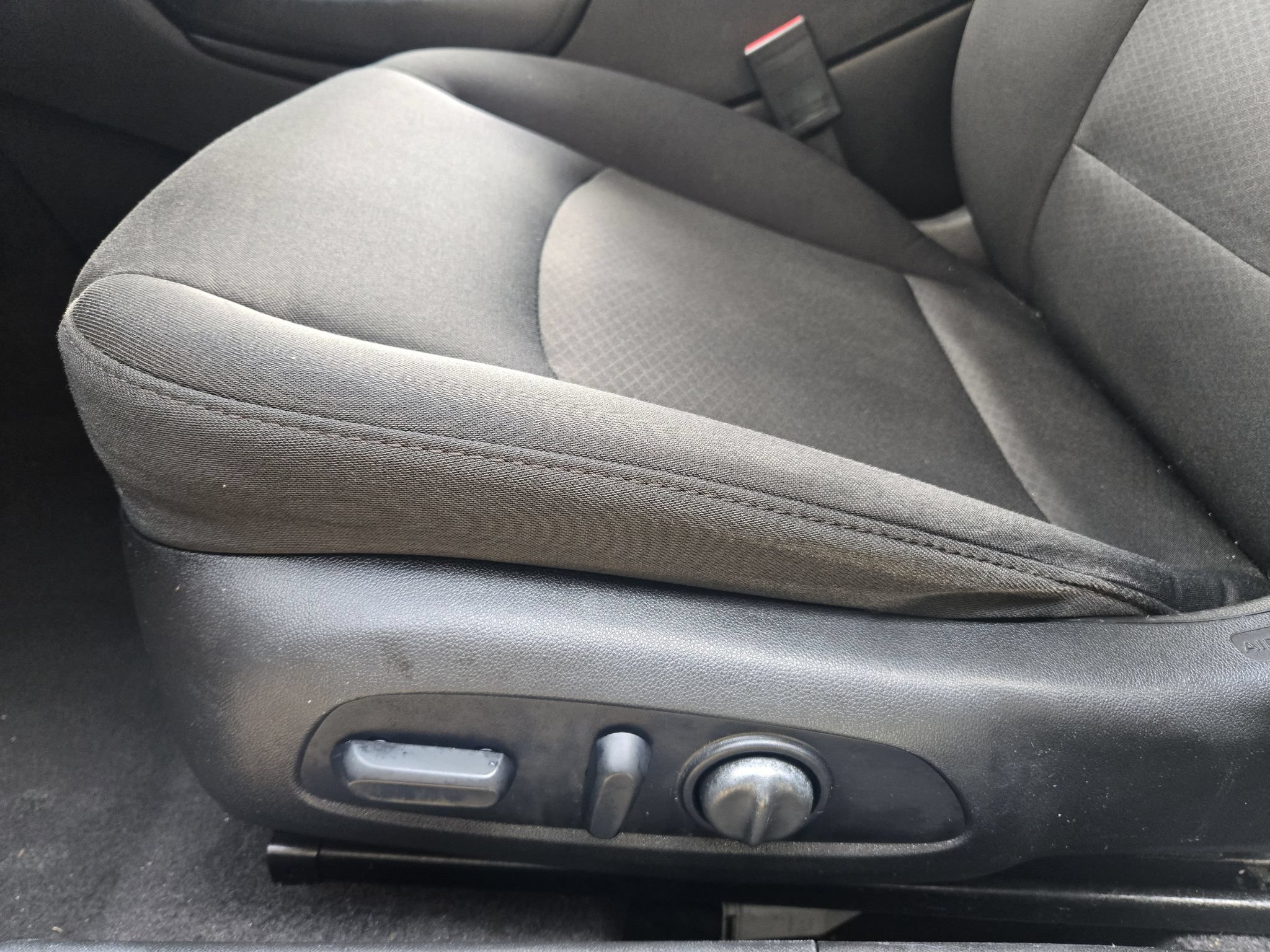 Used 2016 Chevrolet Malibu LT w/ Driver Confidence Package FWD image 24
