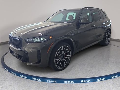 New 2026 BMW X5 sDrive40i w/ M Sport Package RWD image 1