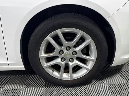 Used 2014 Chevrolet Malibu LT w/ Power Convenience Package FWD image 11
