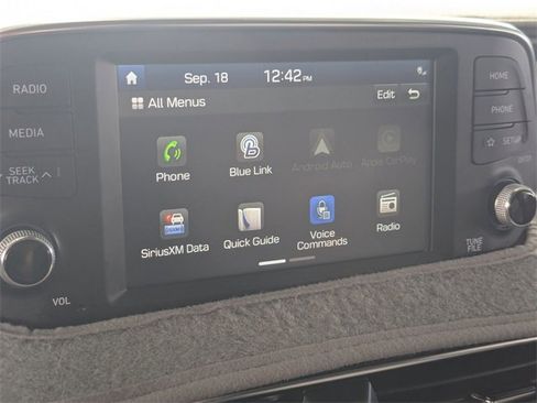 Used 2020 Hyundai Santa Fe SEL w/ Convenience + Premium Package image 21