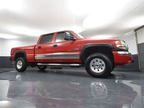 Used 2005 GMC Sierra 2500 SLT w/ Heavy-Duty Power Package image 49