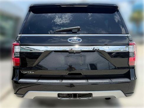 Used 2018 Ford Expedition Max Limited w/ Equipment Group 301A RWD image 6