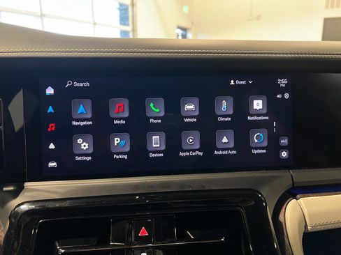 Used 2024 Porsche Panamera 4 image 16