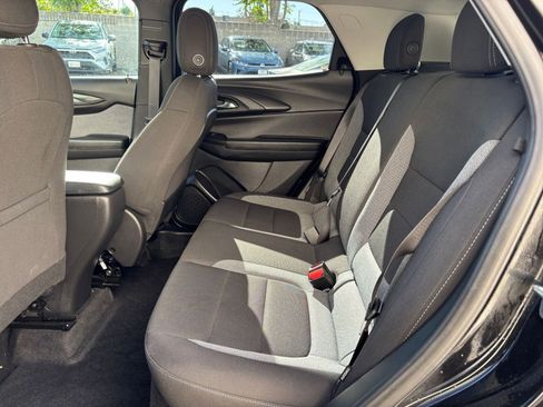 Used 2025 Chevrolet TrailBlazer LT image 25