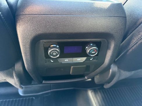 Used 2026 Chevrolet Traverse RS w/ LPO, Floor Liner Package AWD/4WD image 38