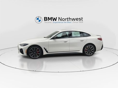 New 2026 BMW 430i xDrive w/ M Sport Package image 10