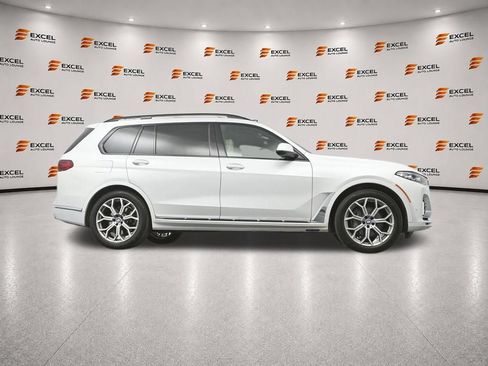 Used 2021 BMW X7 xDrive40i w/ Executive Package AWD/4WD image 53