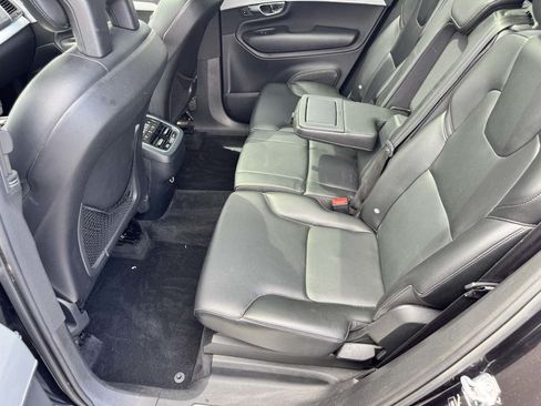 Used 2017 Volvo XC90 T5 Momentum w/ Vision Package AWD/4WD image 31
