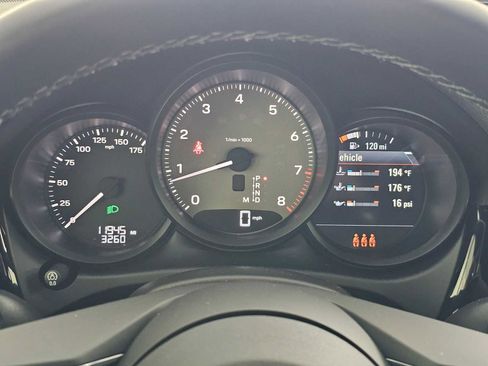 Used 2024 Porsche Macan S AWD/4WD image 23