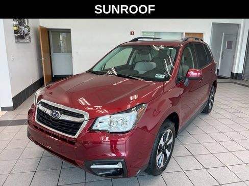 Used 2018 Subaru Forester 2.5i Premium w/ All-Weather Package AWD/4WD image 4