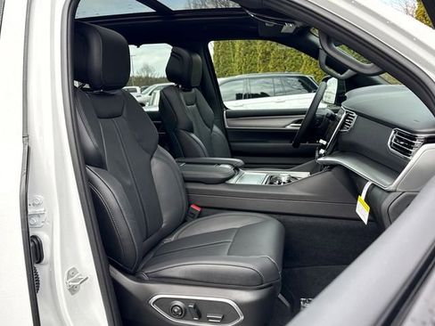 New 2026 Jeep Grand Wagoneer Limited image 26