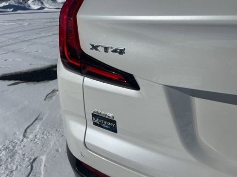 Used 2022 Cadillac XT4 Premium Luxury w/ Enhanced Visibility Package image 10